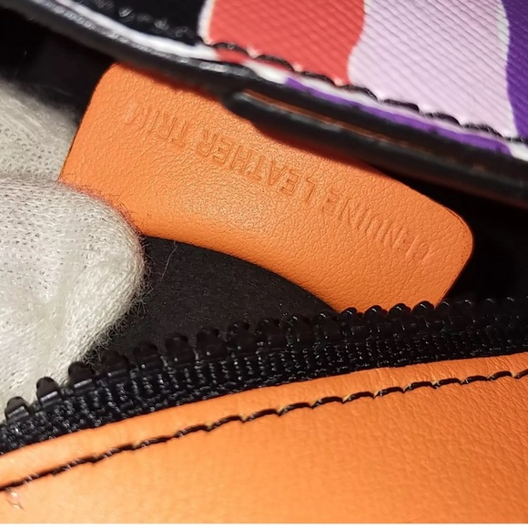 Emilio Pucci  leather tote. Large - Picture 9 of 9